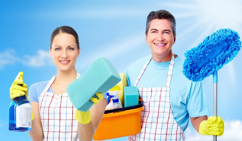 End of tenancy cleaning service by a cleaner in Roehampton